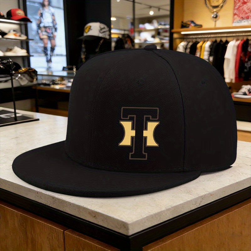 Street Fashion Essentials - A Men'S Outdoor 'TH' Printed Hip-Hop